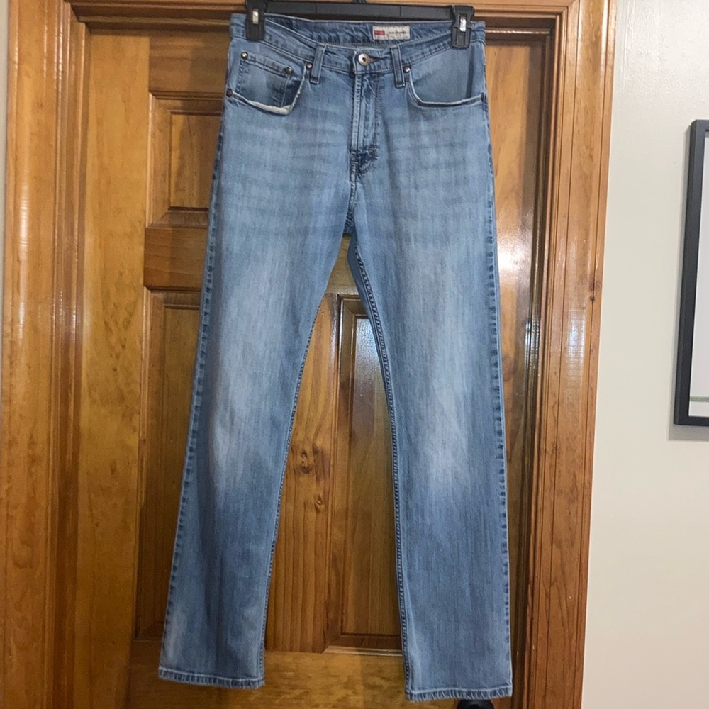 Wrangler slim straight jeans